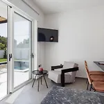 וילה Family Casa Filo Rosso With Private Pool , 200m To The העיירה רתימנו