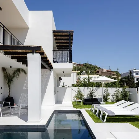 Villa Family Casa Filo Rosso With Private Pool , 200m To The Rethimno