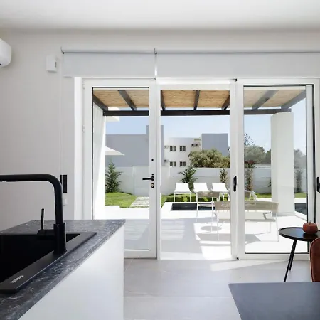Villa Family Casa Filo Rosso With Private Pool , 200m To The *