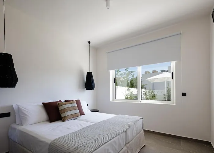 Вілла Family Casa Filo Rosso With Private Pool , 200m To The