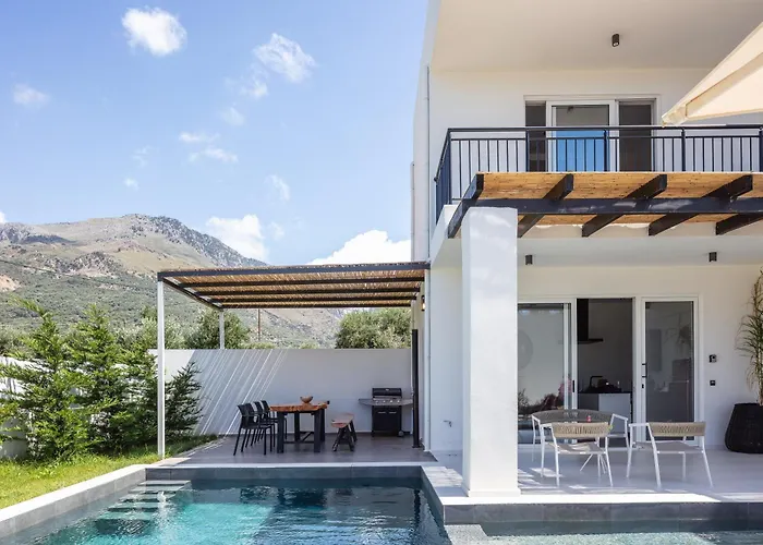 Вілла Family Casa Filo Rosso With Private Pool , 200m To The *