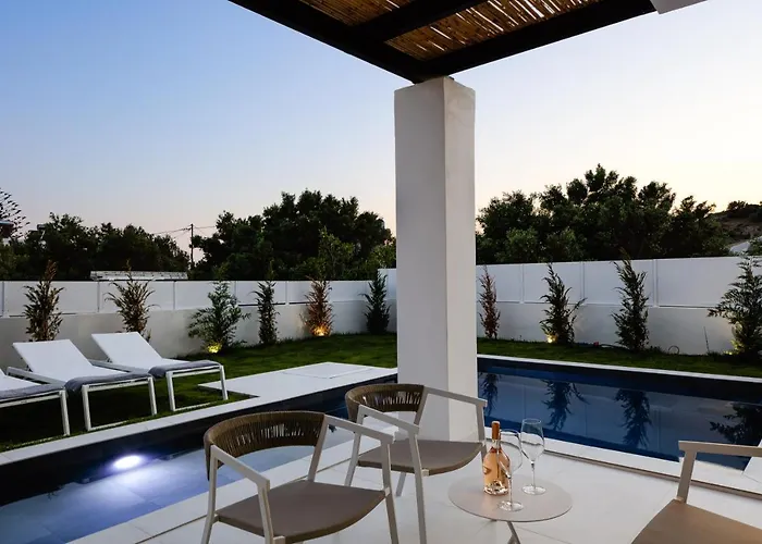 Family Casa Filo Rosso With Private Pool , 200m To The * Rethymno (Crete)